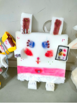 Photo d'un atelier de marionnettes